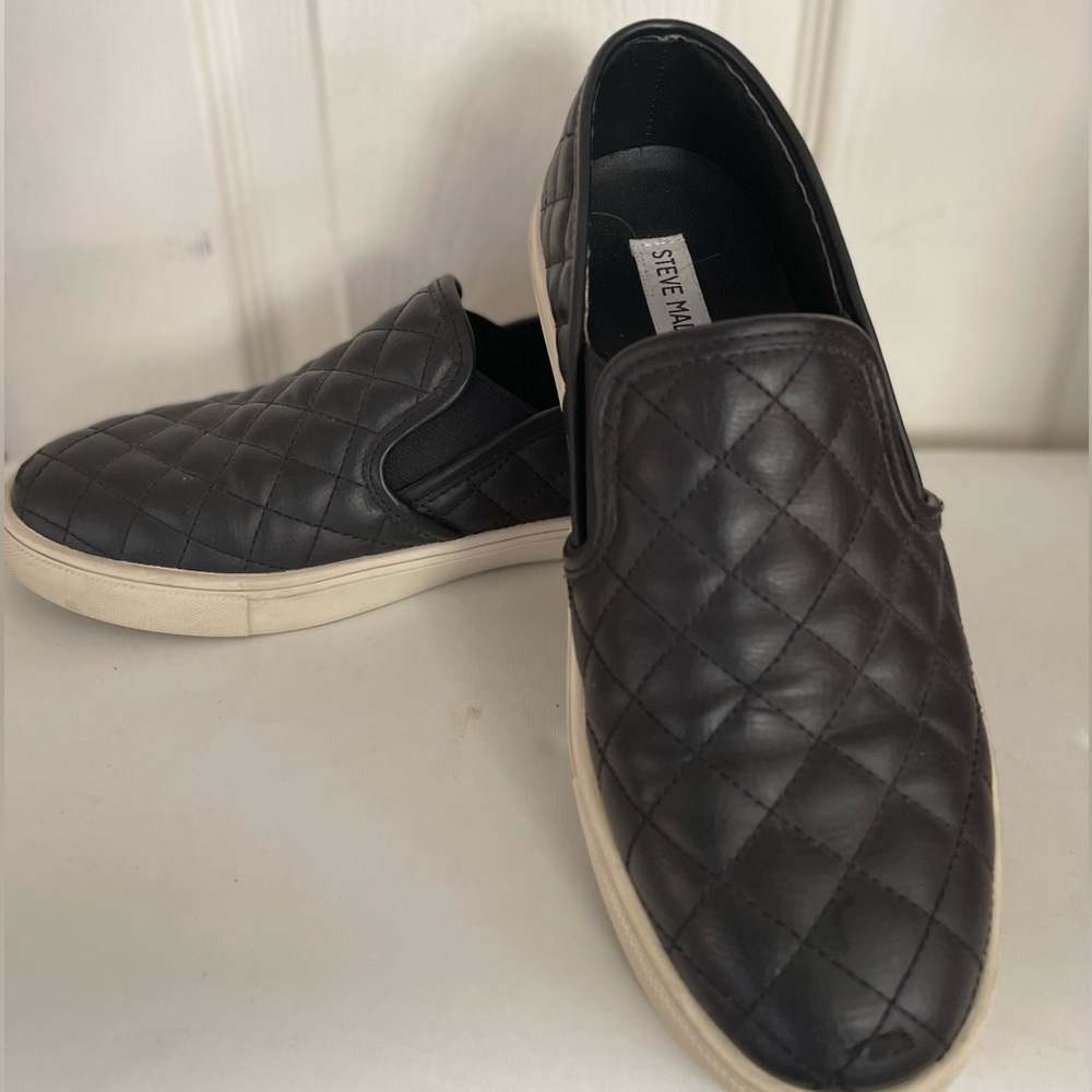 Steve Madden ECENTRCQ Black